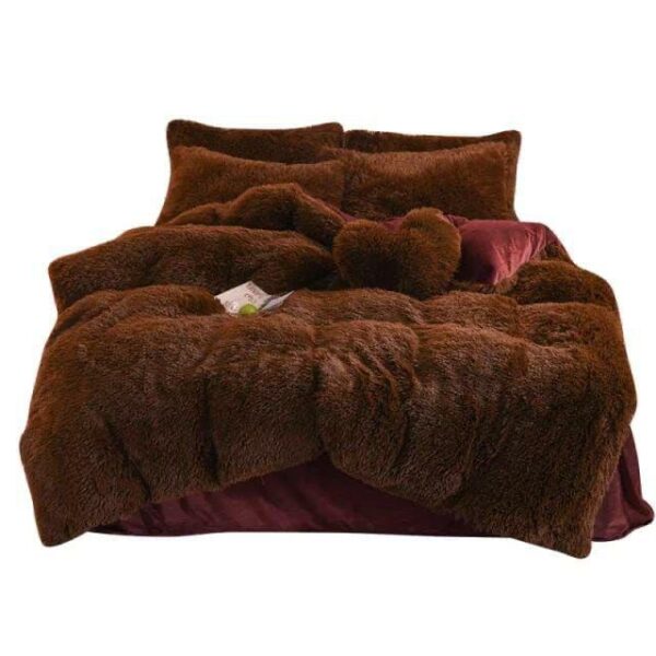 Generic 6pc Luxury Design Velvet Plush Fluffy Duvet Set-Warm Woolen Duvet FULL Set-6*7 - Image 2
