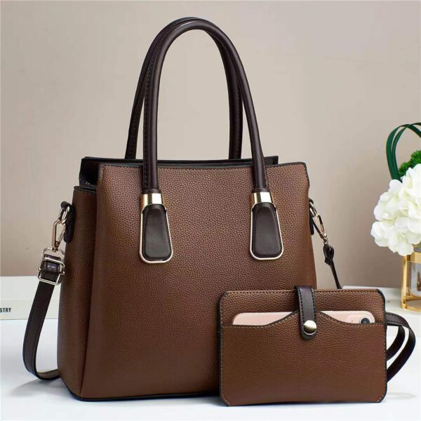 MINIMALIST QUILTED TOTE BAG WITH AN ID PURSE - Image 5