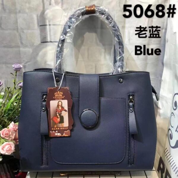 Cross -body Single shoulder Bag Buckle with a zipper - Image 4