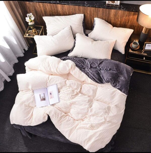 Magic Flannel Velvet Double Duvet (6*7) - Image 10
