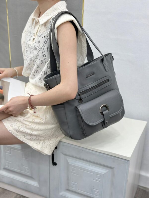 Tote Bag 2024 Large Capacity Rose Mandy Fashion Soft Leather Business Style Cross body/ Shoulder Bag